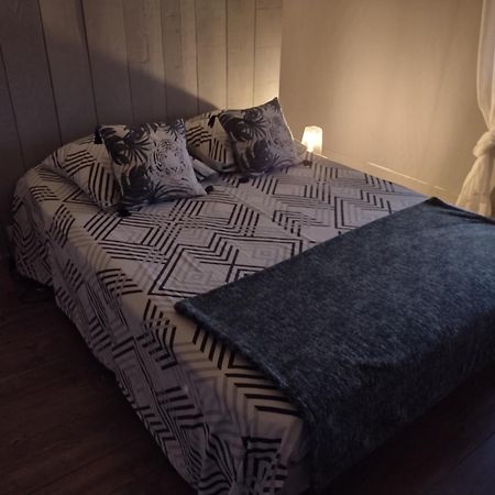 Gite Cocooning Avec Piscine Bouge-Chambalud 外观 照片